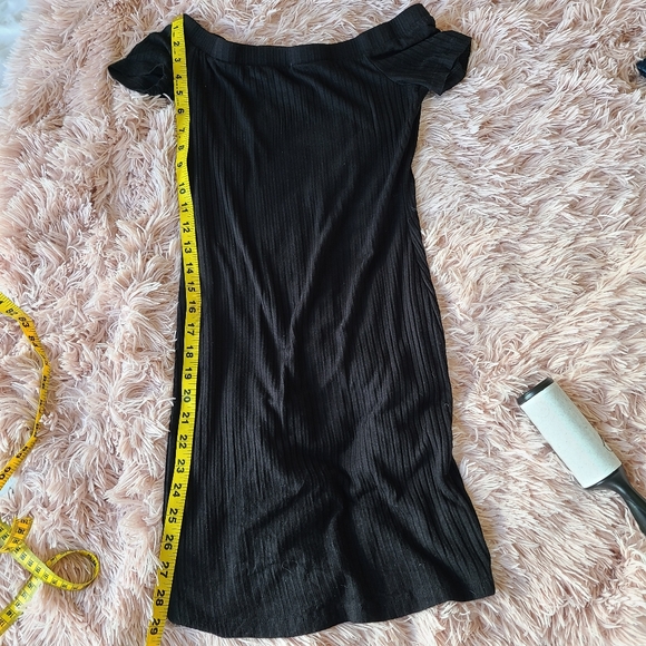 S U2B Ribbed Black Bodycon Off the Shoulder Dress - Picture 7 of 9